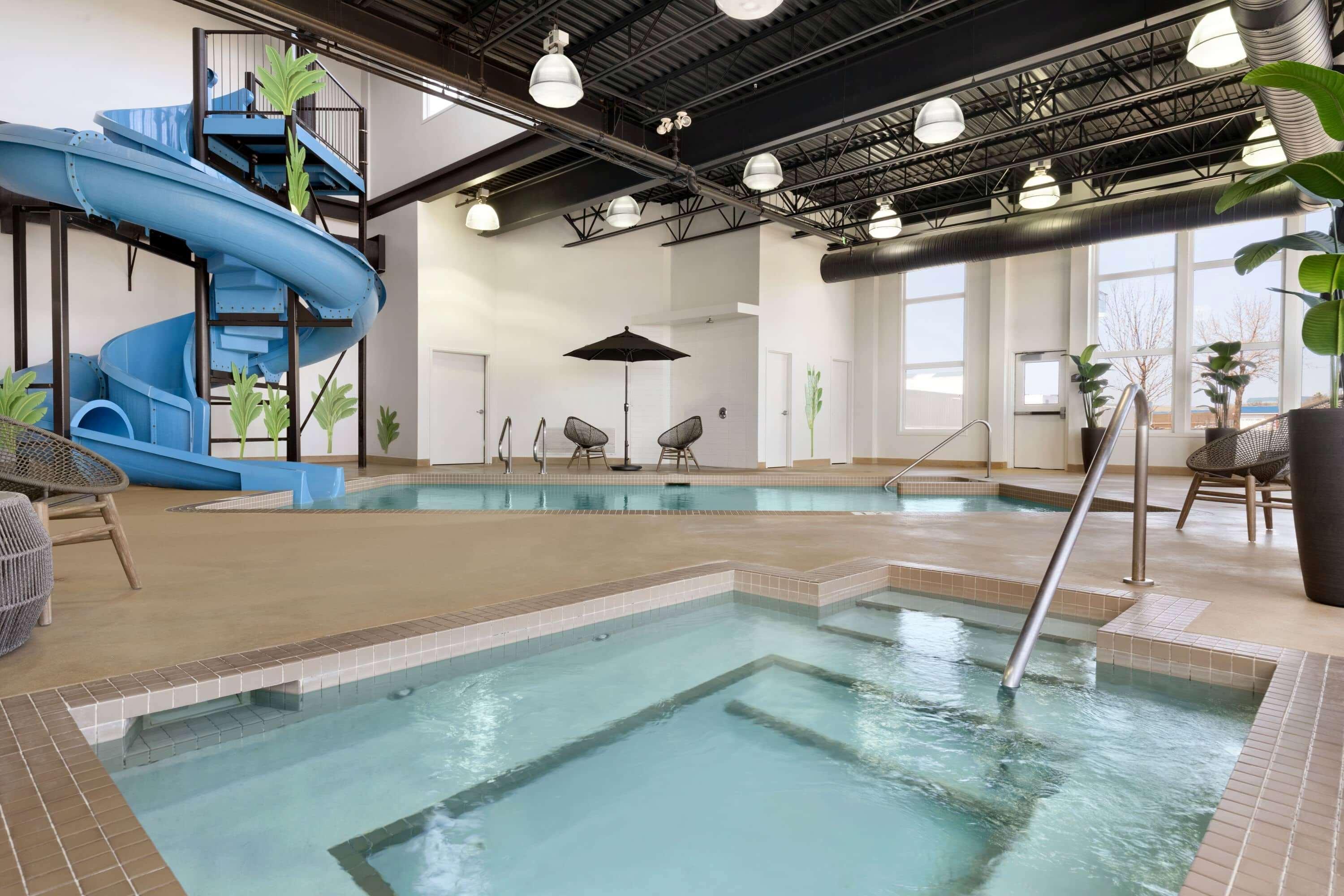 Microtel Inn & Suites By Wyndham Estevan Bagian luar foto